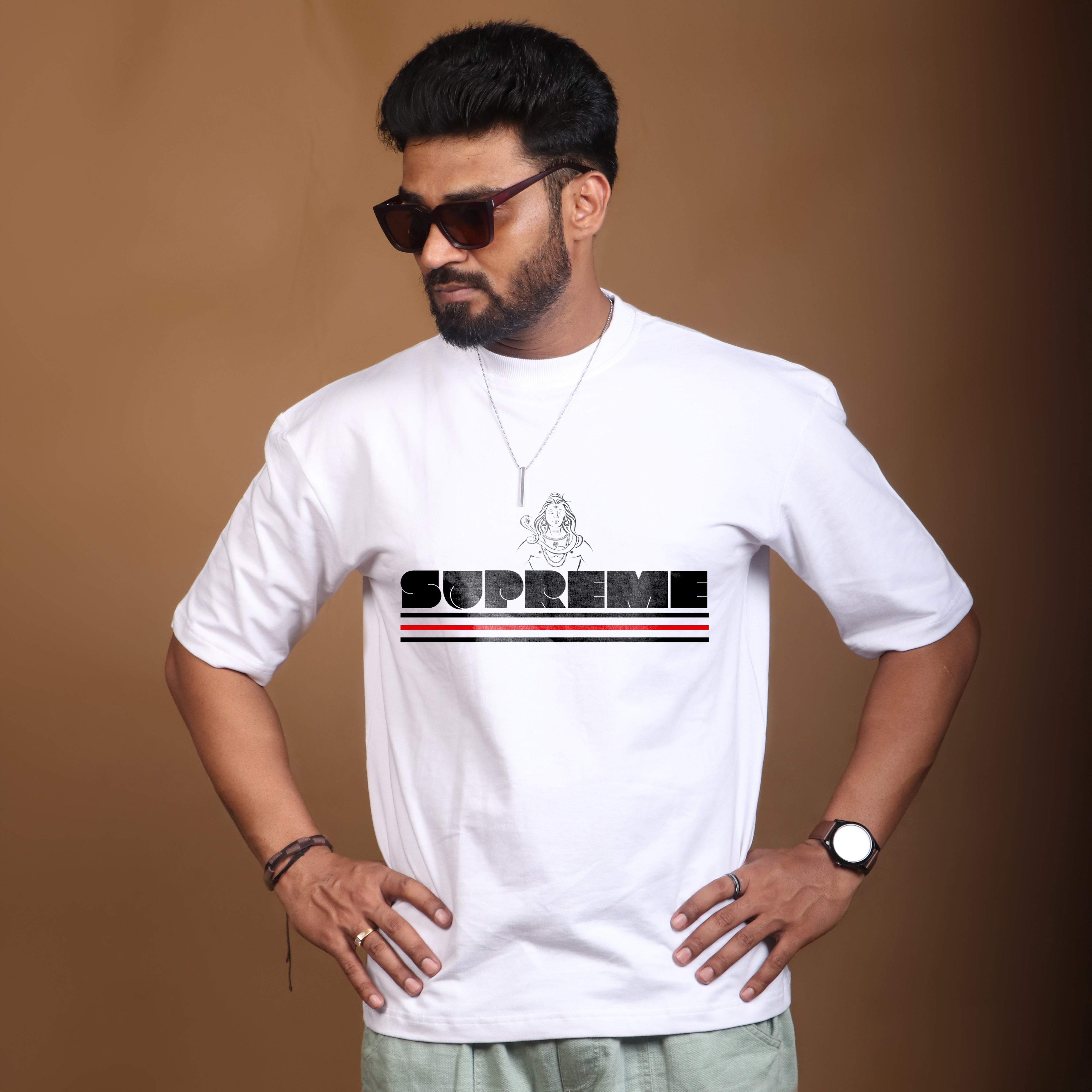 Supreme - White coloured Oversized T-shirt